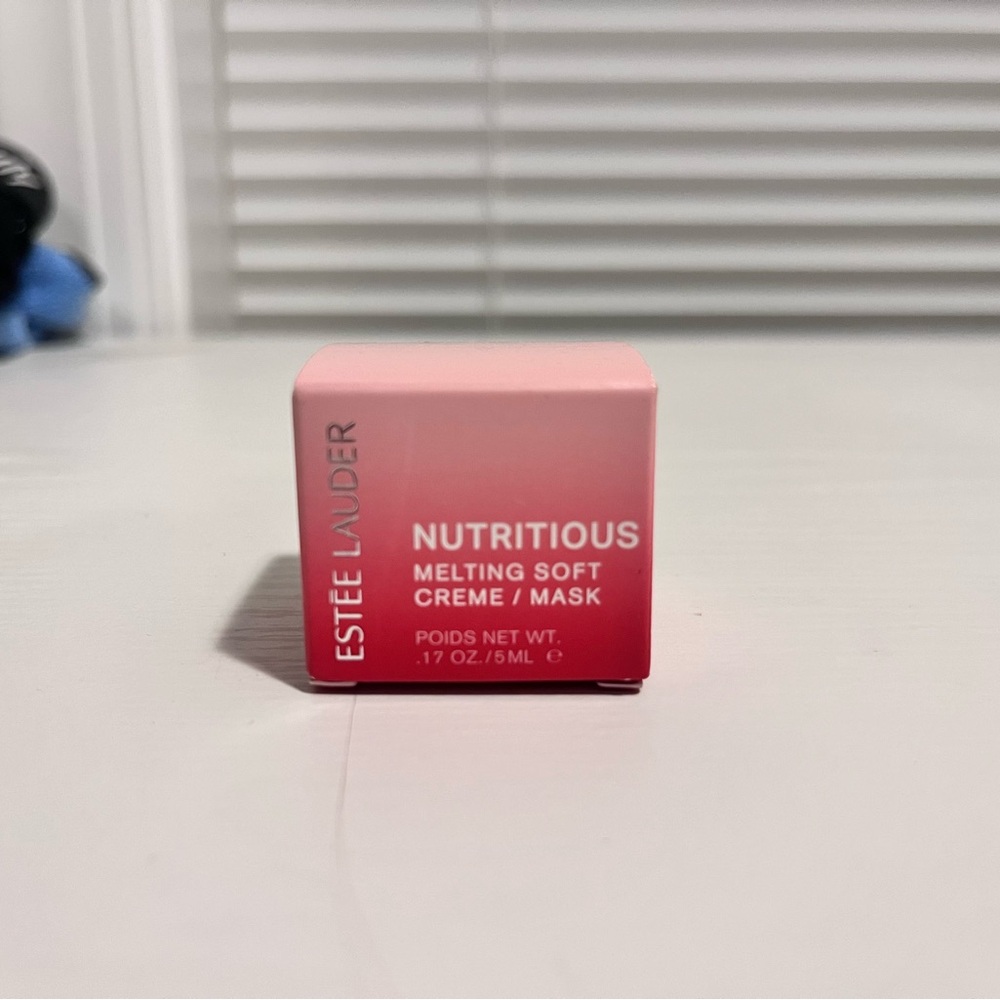 Estée Lauder Mask